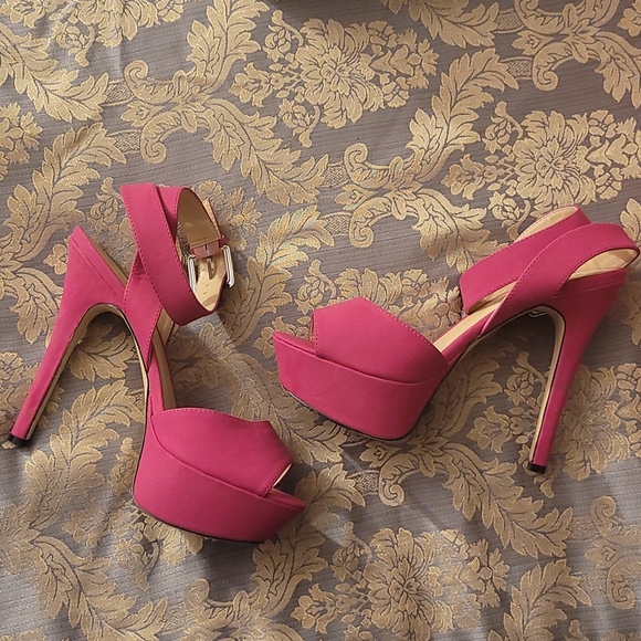 Fuchsia Platform Ankle Wrap Heels - Picture 10 of 10